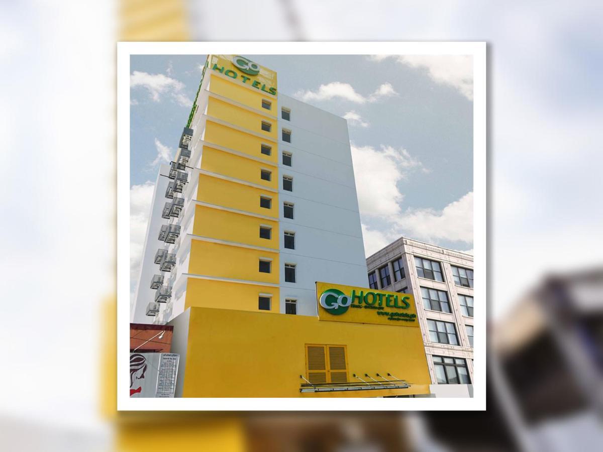 Go Hotels Timog Quezon City Buitenkant foto