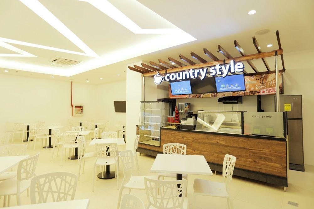 Go Hotels Timog Quezon City Buitenkant foto